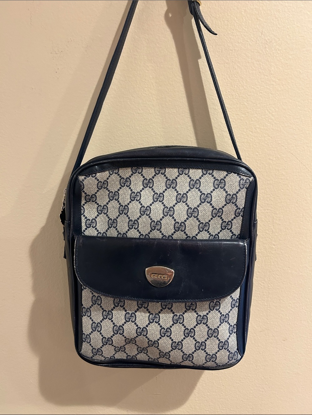 Vintage Gucci GG Monogram Shoulder Crossbody Bag Navy Coated Canvas Leather 80’s